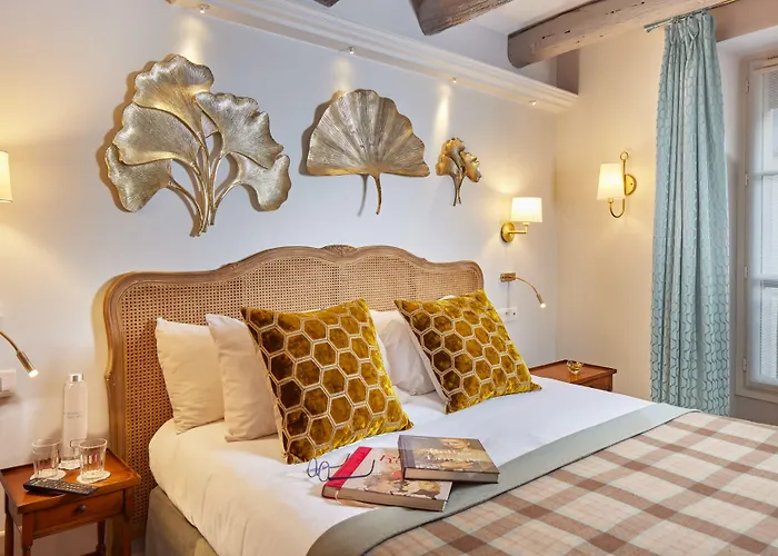 Le Relais Montmartre