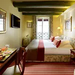 Le Relais Montmartre Ξενοδοχείο Παρίσι