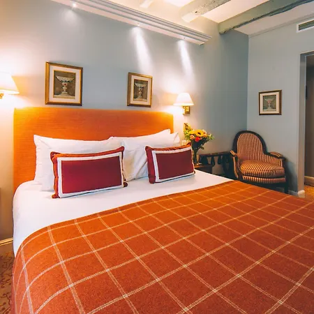 Le Relais Montmartre Hotel