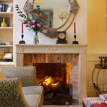 Le Relais Montmartre