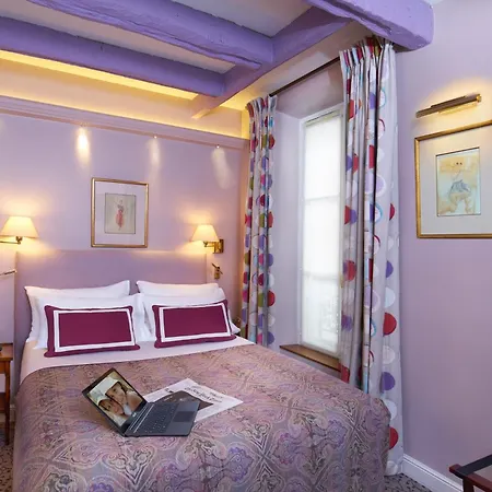 Le Relais Montmartre Hotel