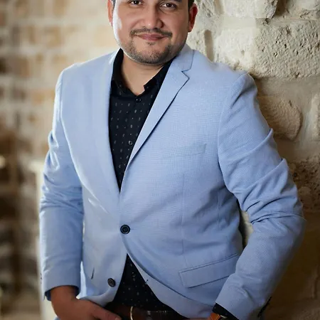 Le Relais Montmartre