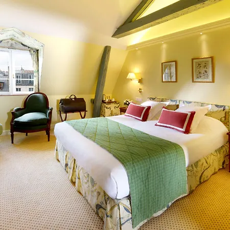 Le Relais Montmartre 4* Paříž