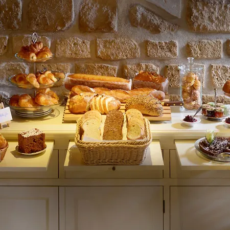 Hotel Le Relais Montmartre 4*