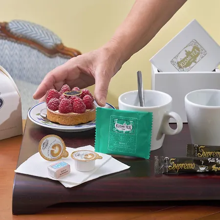 르 를레 몽마르트르 4* 파리