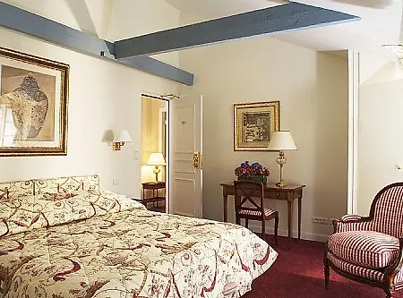 Le Relais Montmartre Hotel Paris