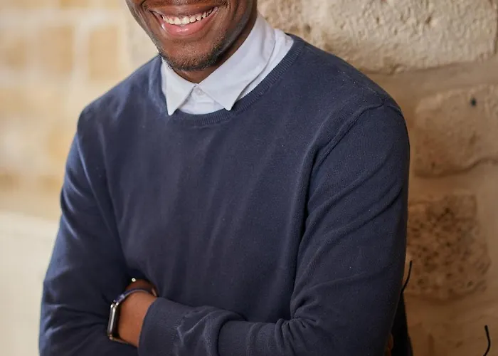 호텔 르 를레 몽마르트르