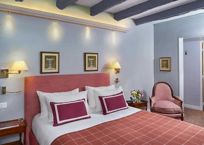 르 를레 몽마르트르 4* 파리