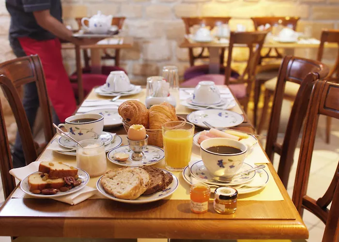 호텔 르 를레 몽마르트르