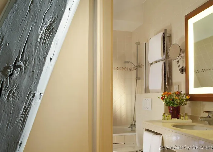 르 를레 몽마르트르 호텔