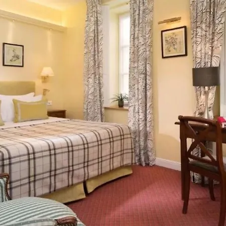 Hotel Le Relais Montmartre Paris